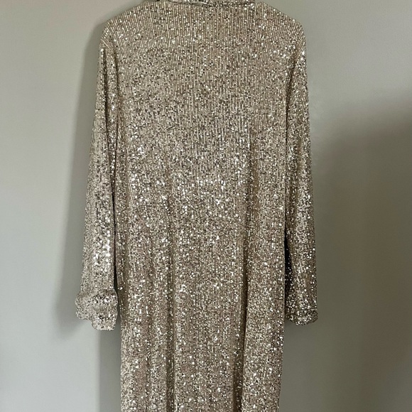 Gold Sequin Robe - Picture 2 of 2